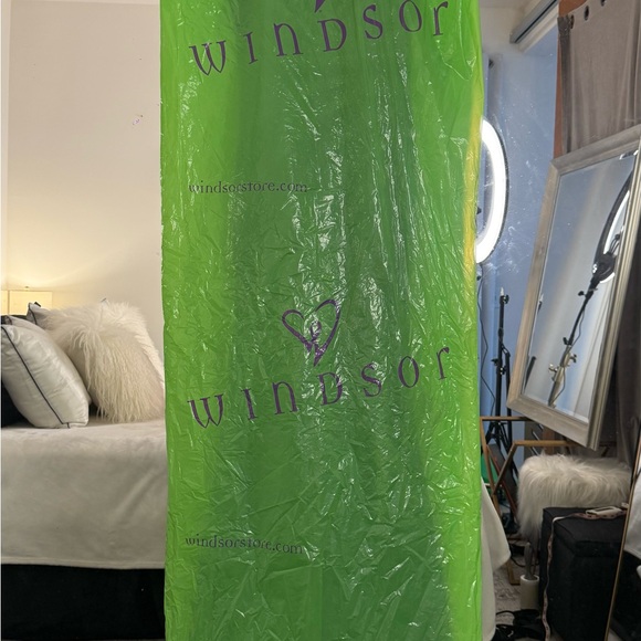 ✨ Windsor Black Rhinestone Mermaid Slit Dress | Size S | Like New ✨ - Picture 14 of 14